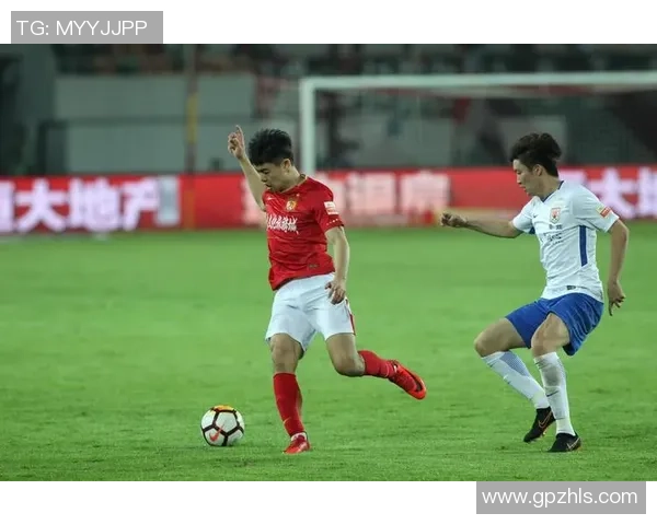 2012年鲁能与恒大激战回顾：激情碰撞与荣耀之争的经典对决