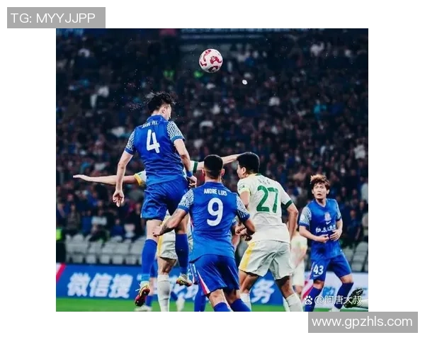 2019年重庆队与申花队精彩对决回顾及赛季表现分析