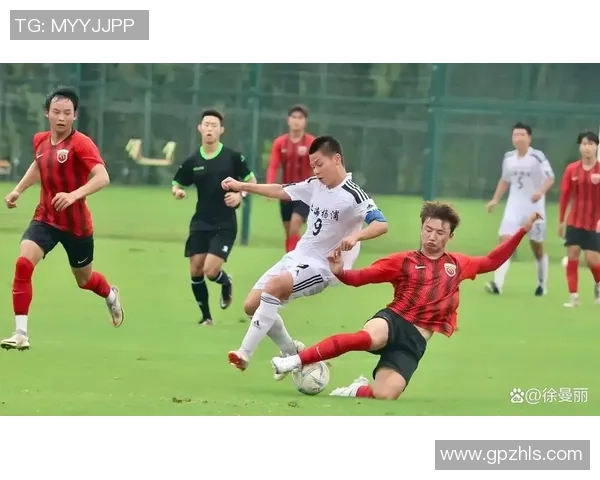 坎塞洛的足球之路:从青训新星到世界级边后卫的成长历程 坎塞洛的足球之路:从青训新星到世界级边后卫的成长历程