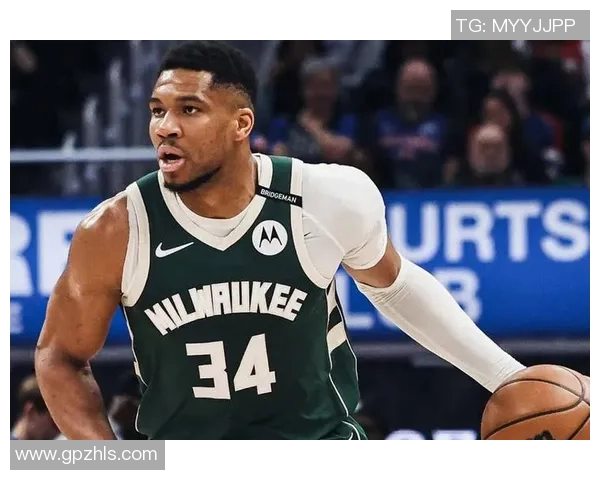 字母哥选择观望雄鹿夺冠前景拒绝提前续约决定引发关注