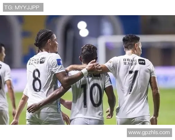 广州富力迎战北京仁和期待精彩对决与激烈碰撞 广州富力迎战北京仁和期待精彩对决与激烈碰撞