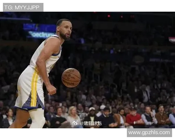 库里三分大赛决赛连中20球震惊全场成功夺冠创下历史新纪录 库里三分大赛决赛连中20球震惊全场成功夺冠创下历史新纪录