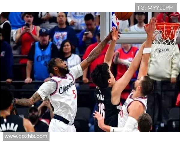 开拓者与湖人精彩对决回放全景分析与赛后点评