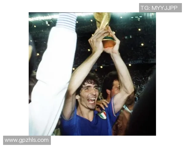 谢什科的传奇人生与足球事业的辉煌成就探讨 谢什科的传奇人生与足球事业的辉煌成就探讨